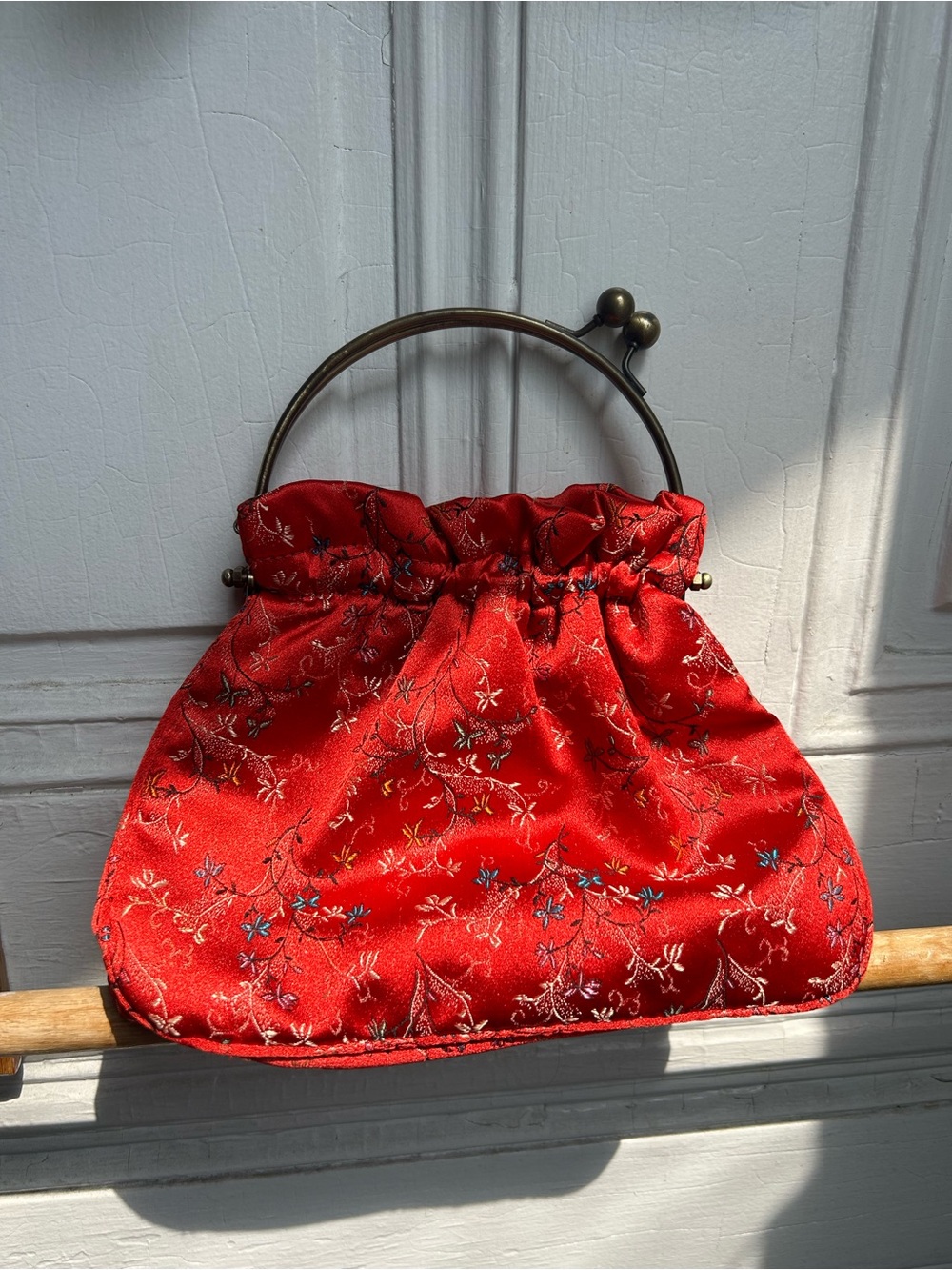 Vintage Red Brocade Y2K Handbag with Kiss-lock Handle
